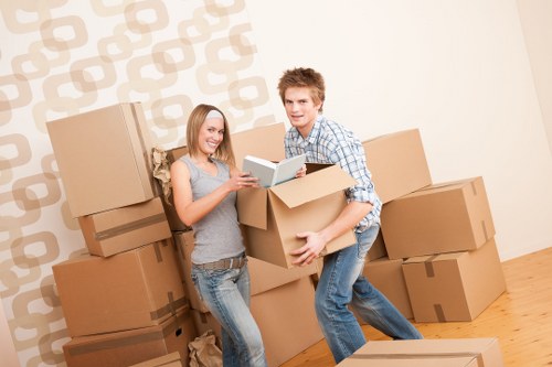 Flexible storage solution in Willesden for personal and business use